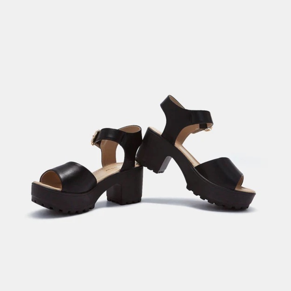 Black Chunky Sandals